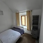 Gorgeous Two Bedroom Cottage, Pet Friendly! Snainton