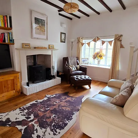Casa de Férias Gorgeous Two Bedroom Cottage, Pet Friendly! Snainton